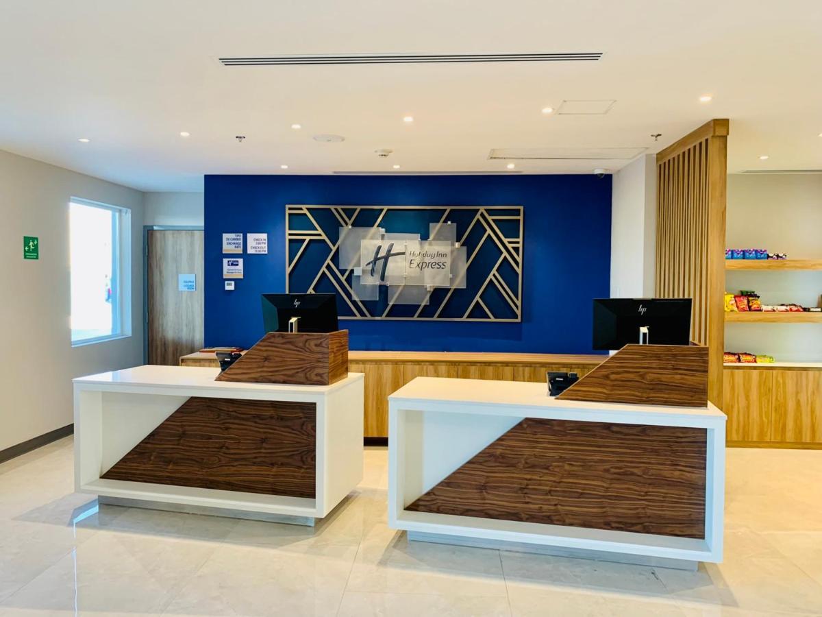 Holiday Inn Express - Guadalajara Vallarta Poniente By Ihg Zapopan Ngoại thất bức ảnh