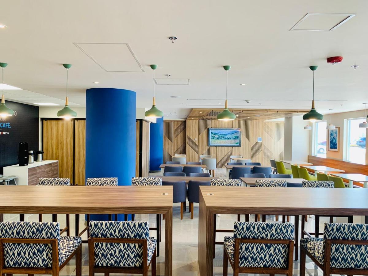 Holiday Inn Express - Guadalajara Vallarta Poniente By Ihg Zapopan Ngoại thất bức ảnh