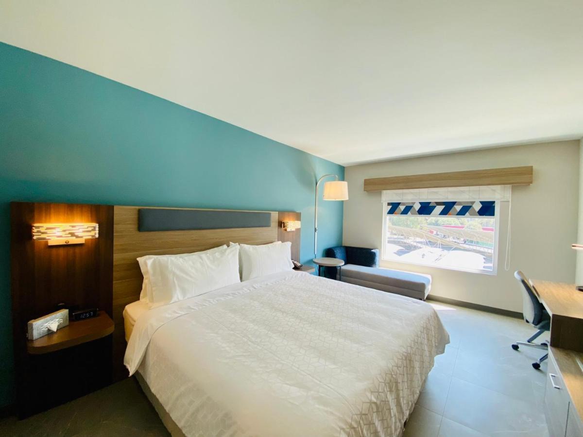 Holiday Inn Express - Guadalajara Vallarta Poniente By Ihg Zapopan Ngoại thất bức ảnh