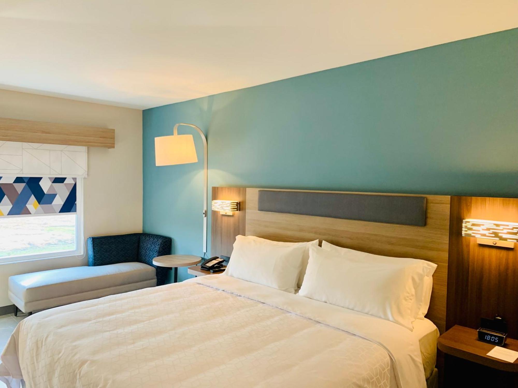 Holiday Inn Express - Guadalajara Vallarta Poniente By Ihg Zapopan Ngoại thất bức ảnh